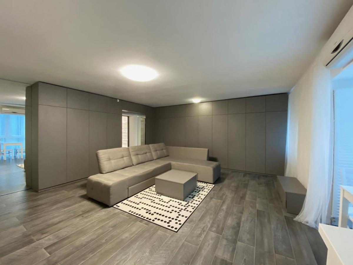 Most City Area Center Charming Apartment Dnipro Exteriör bild