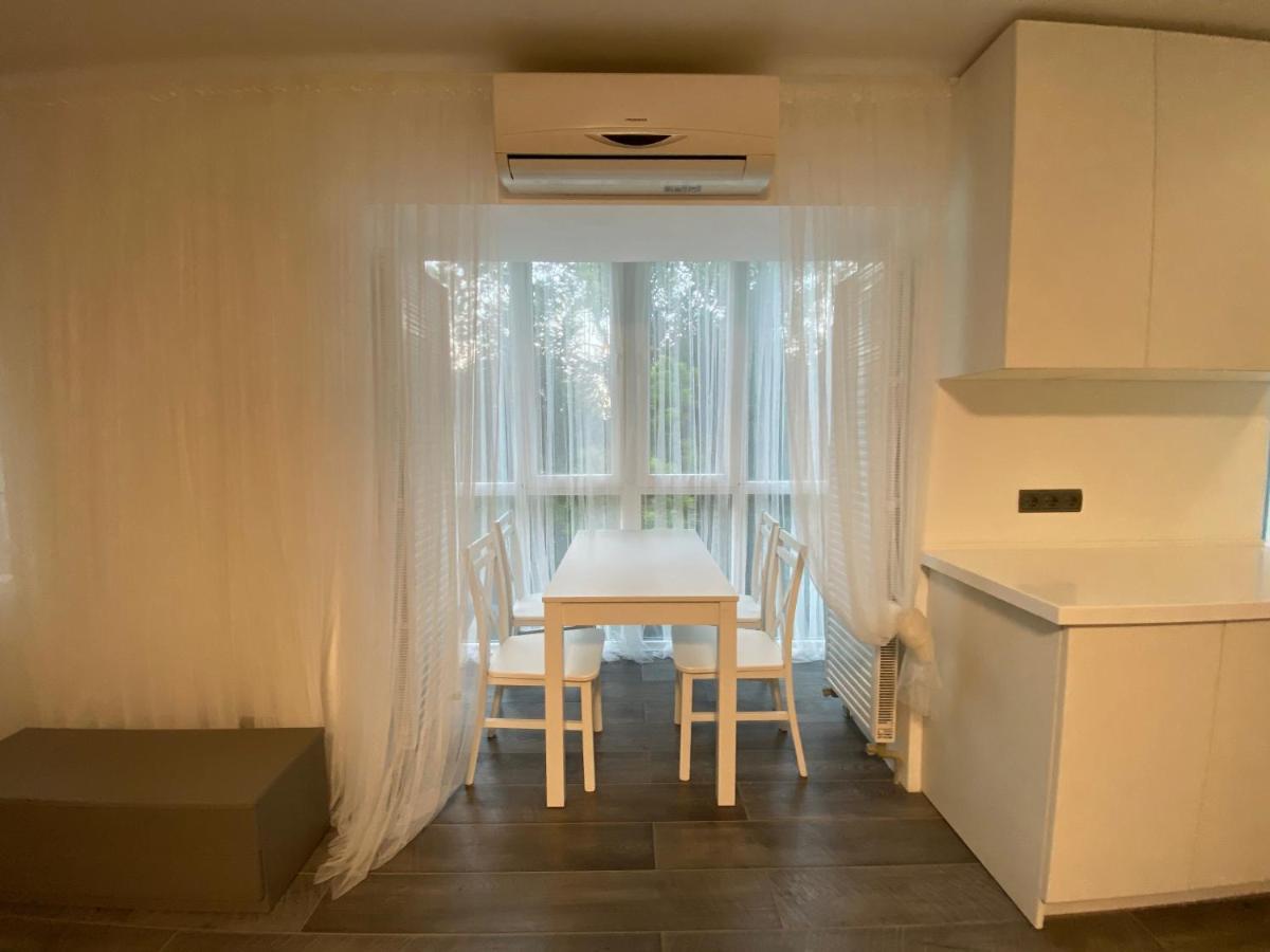 Most City Area Center Charming Apartment Dnipro Exteriör bild